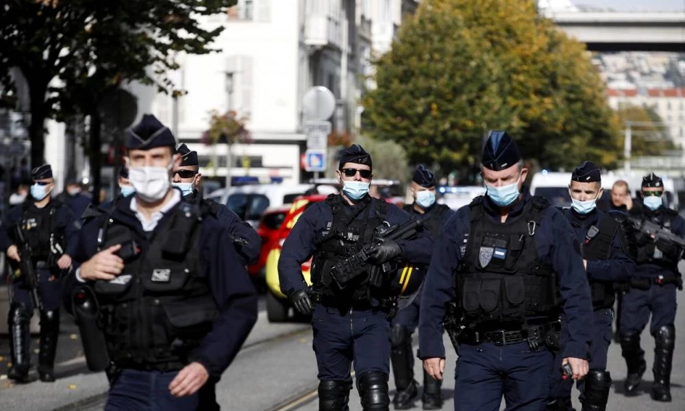 Φοβισμένη η Γαλλική κοινωνία με τις επιθέσεις - Έκτακτα μέτρα ασφάλειας